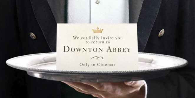 A Downton Abbey kritikailag és a nézettséget tekintve minden idők egyik legsikeresebb brit sorozata, a leginkább várt epizódok Angliában elérték a tízmilliós, rekordnak számító nézőszámot.