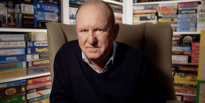 Ian Livingstone majdnem minden pozícióban megfordult a játékiparban: volt ő forgalmazó, fantasy író, fejlesztő, vezető és lobbista egyaránt...