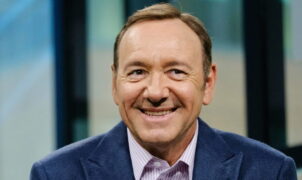 MOZI HÍREK - A szexuális zaklatási botránya óta parkolópályára tett Kevin Spacey megerősítette, hogy ő lesz a főszereplője az 1242 - Gateway to the West című történelmi drámának, amelyet a Cannes-ban mutatnak majd be.