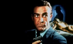 RETRO FILMKRITIKA – A James Bond-franchise története során számos magasságot és mélypontot élt meg, és véleményünk szerint, valamint a Rotten Tomatoes szerint a legjobb rész pontosan 60 évvel ezelőtt debütált a mozikban.