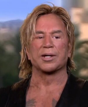 MOZI HÍREK - Mickey Rourke Trump-ellenes kirohanása nem újdonság, ám újra felbukkant a választás napján...