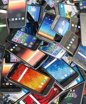 TECH HÍREK – Esélyes, hogy az amerikaiaknak az első lépésük az új telefon vásárlásakor az lesz, hogy az Apple-nek és a Google-nek megerősítsék életkorukat.